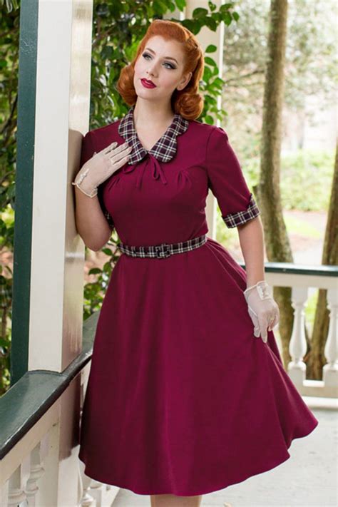 vintage dresses from the 40s